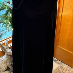 Elegant Black Velvet Gown
